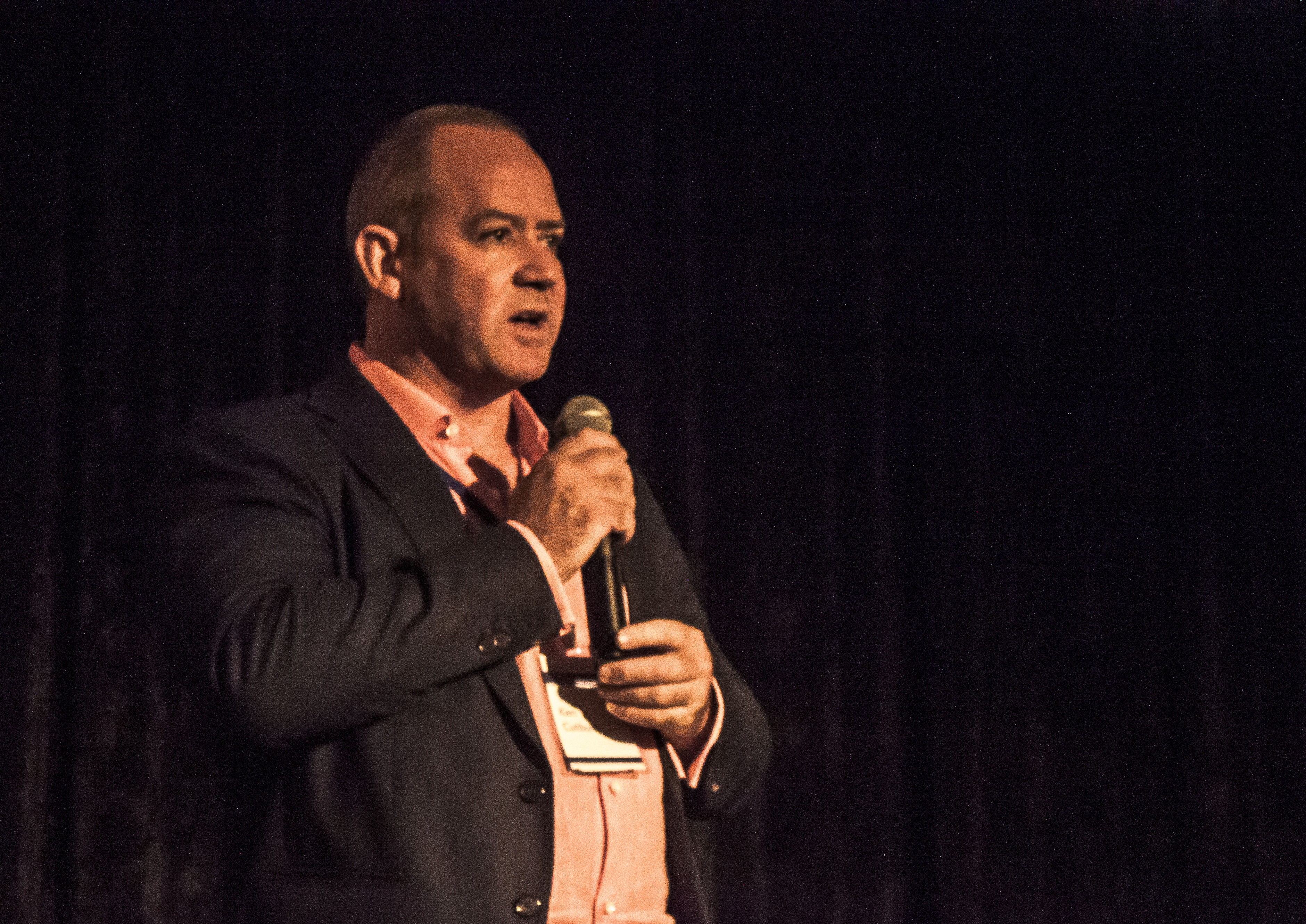 Ken Cutbush Speaking to crowd